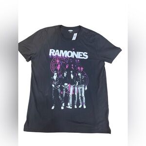 Old Navy The Ramones Band Crew Neck Short Sleeve Grey Graphic Tee Shirt Large